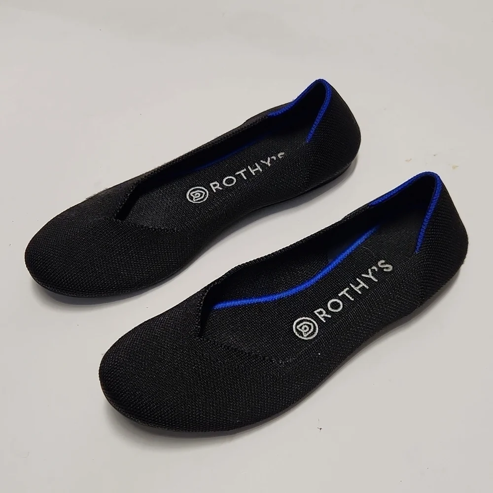 Rothys Solid‎ Black Flats - Picture 3 of 10